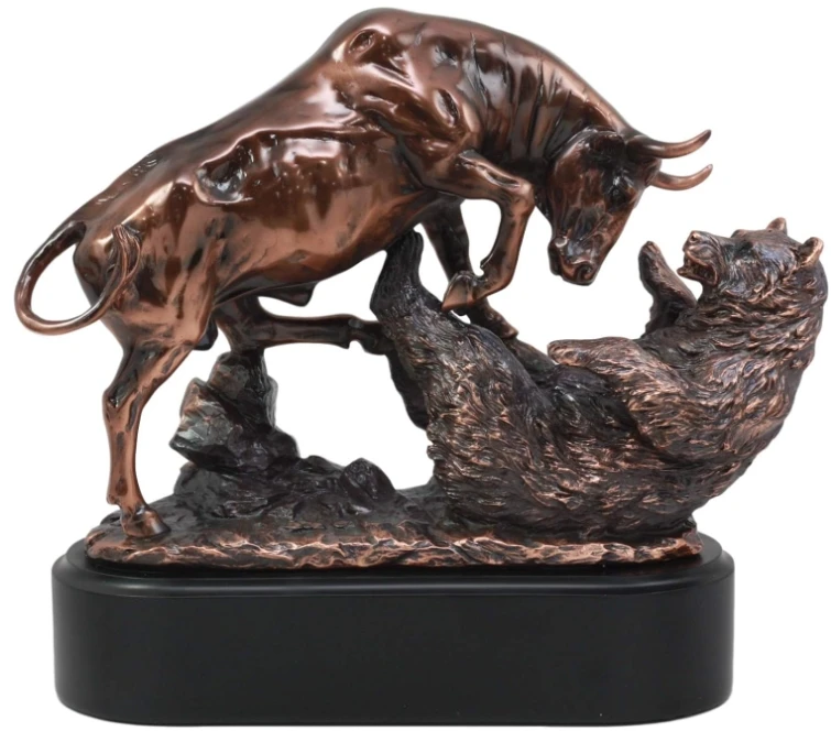 Resin bull and bear home statue. Wall Street stocks hit the bull and beat the bear decorations