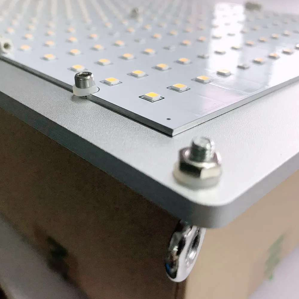 Бесплатная сборка Yuanhui Abby Zhang 550V2 4 шт. QB288V2 lm301b top bin 480 Вт diy оптовая продажа led grow light dimmable