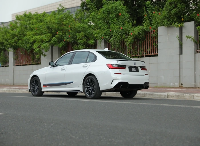 G20 MP Gloss Black Car Side Skirt for BMW 3 Series G20 G28  side skirt body kit edge decoration