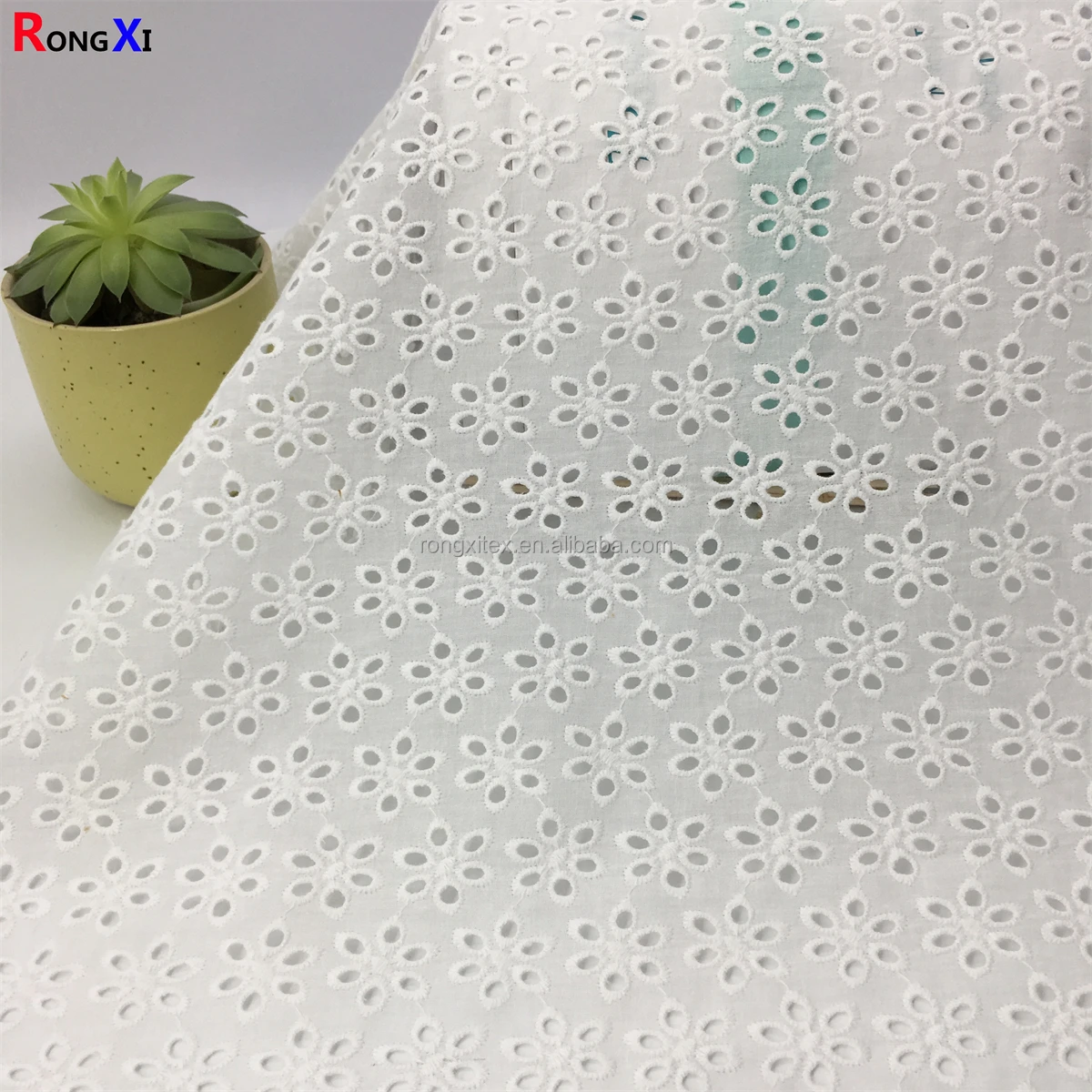 Wholesale Custom RXF0576 100% Cotton Greige Voile Lace Fabrics Chicken Embroidery Eyelet White Lace Fabric For Kids