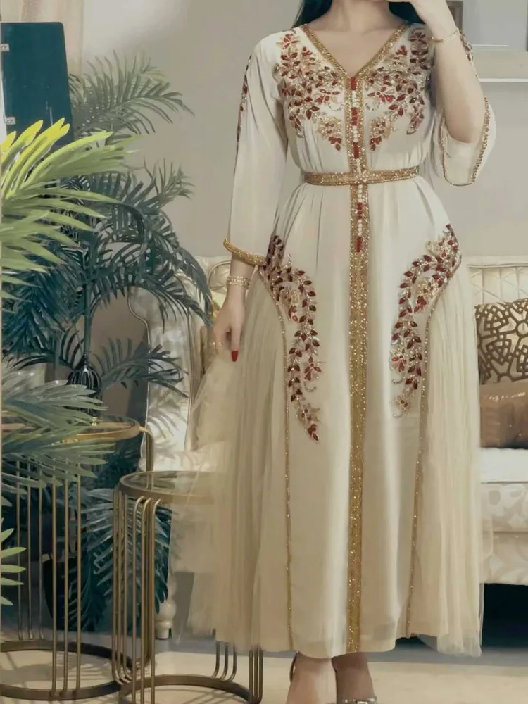 Middle East Women Sexy Chiffon Embroidered Dress with Belt Fashionable Beautiful Clothes