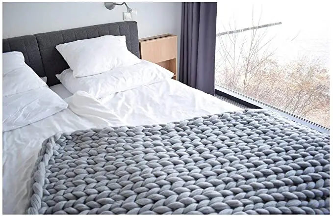 Large Size Handmade Hot Sales Super Soft Chunky Merino Wool Thick Knitted Throw Blanket For Bed
