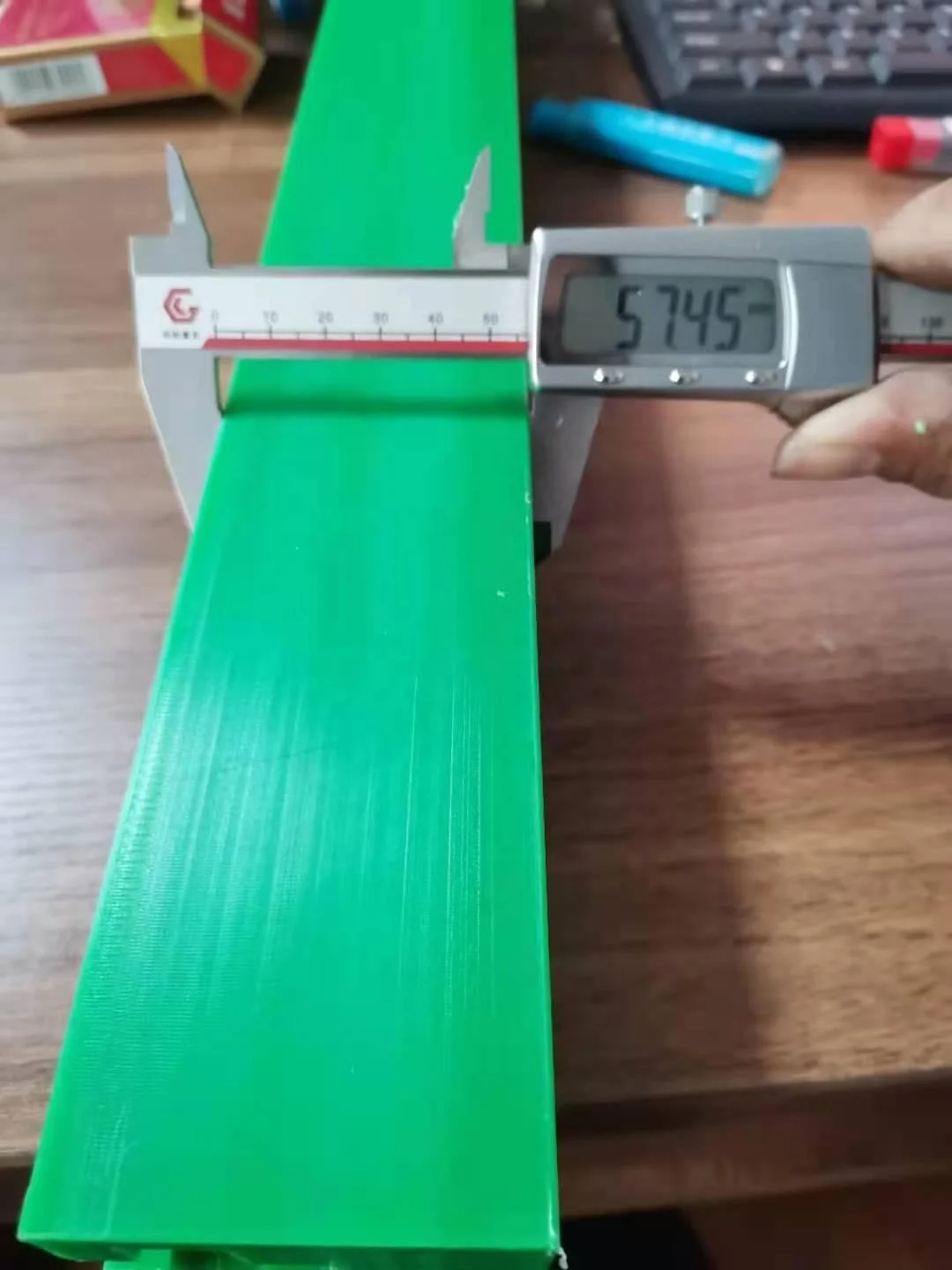 TS Type Green Black Blue Color Roller Chain Guide For Sale