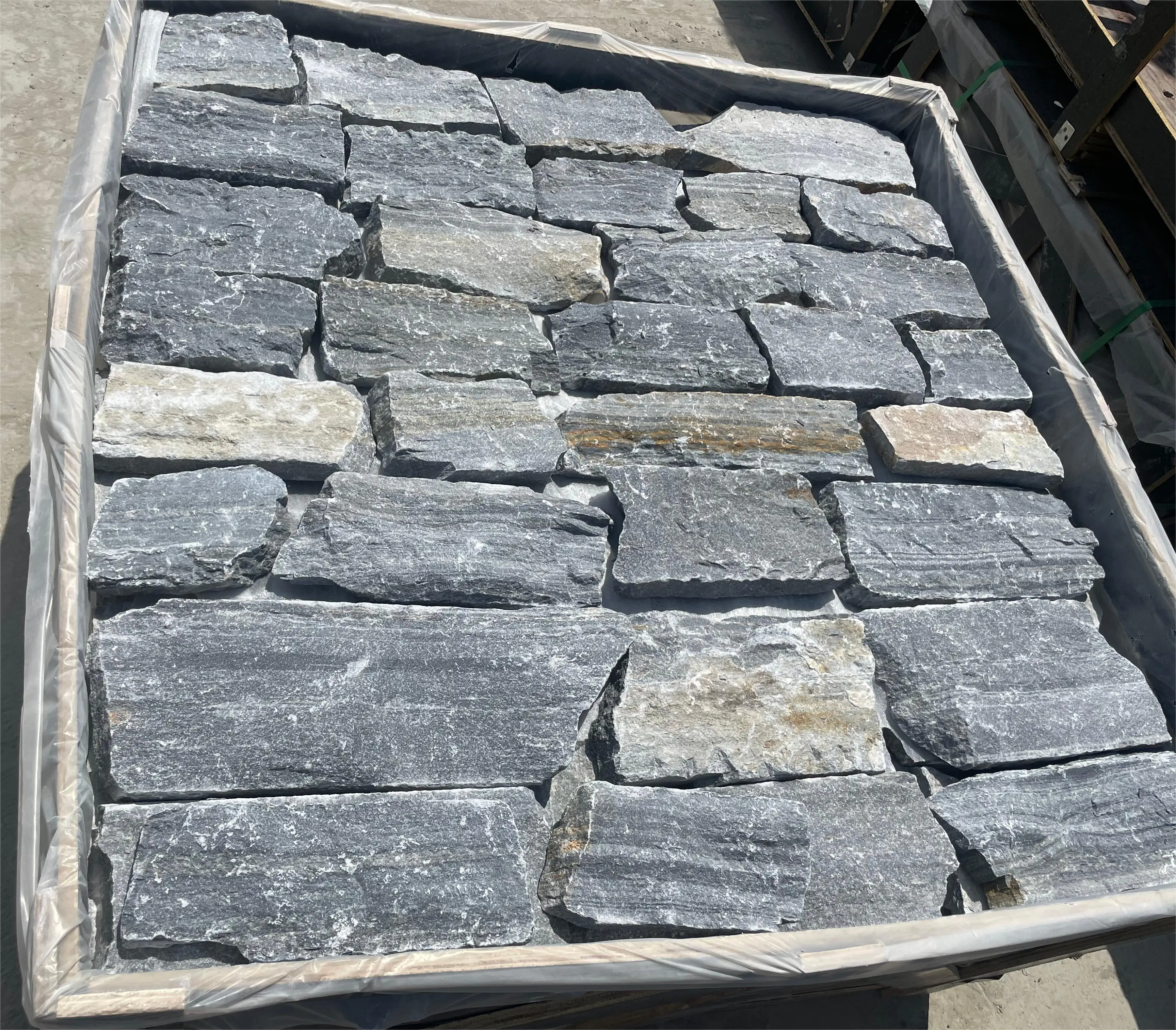 SHIHUI Blue Quartzite Loose Strip Form Natural Dry Stack Stone Veneer Panels Wall Cladding Stone For Indoor and Outdoor Wall