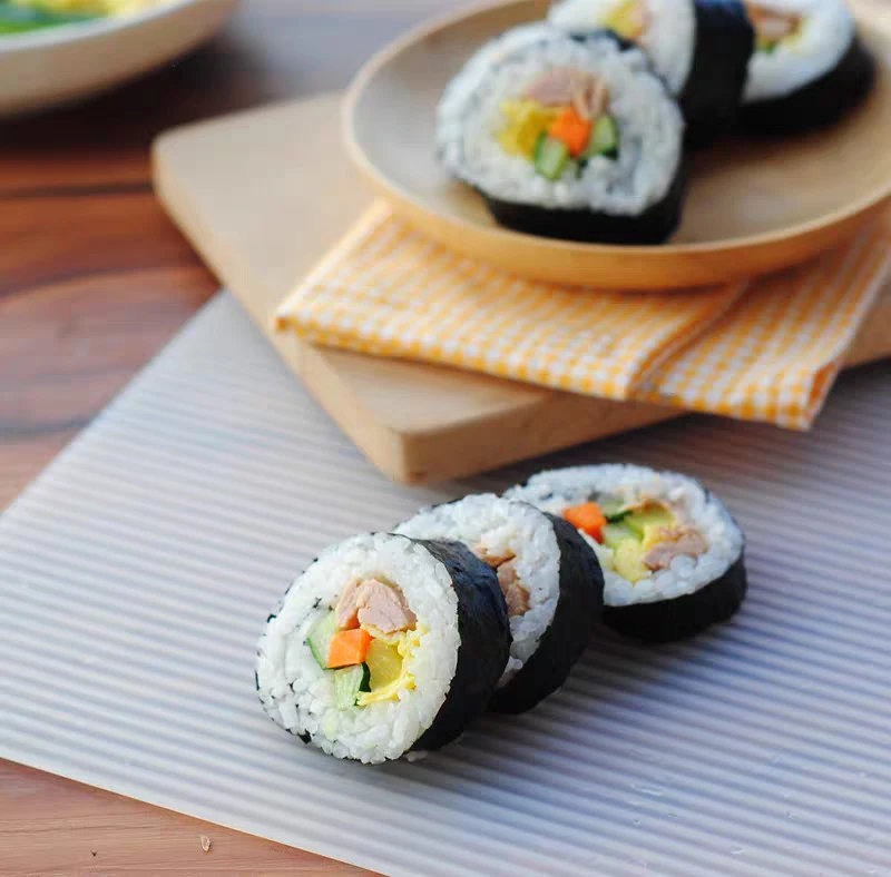 Food Grade Sushi Roll Making Pads Easy Clean Reusable Rice Sushi Roll Mats Soft Non-stick Silicone Sushi Rolling Mat