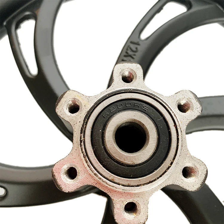 Disc brake aluminum wheels can be fitted with inner and outer tires or tubeless tires