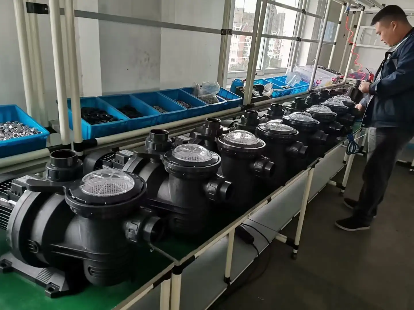 solar powered  hybrid  swimming pool pump water pump