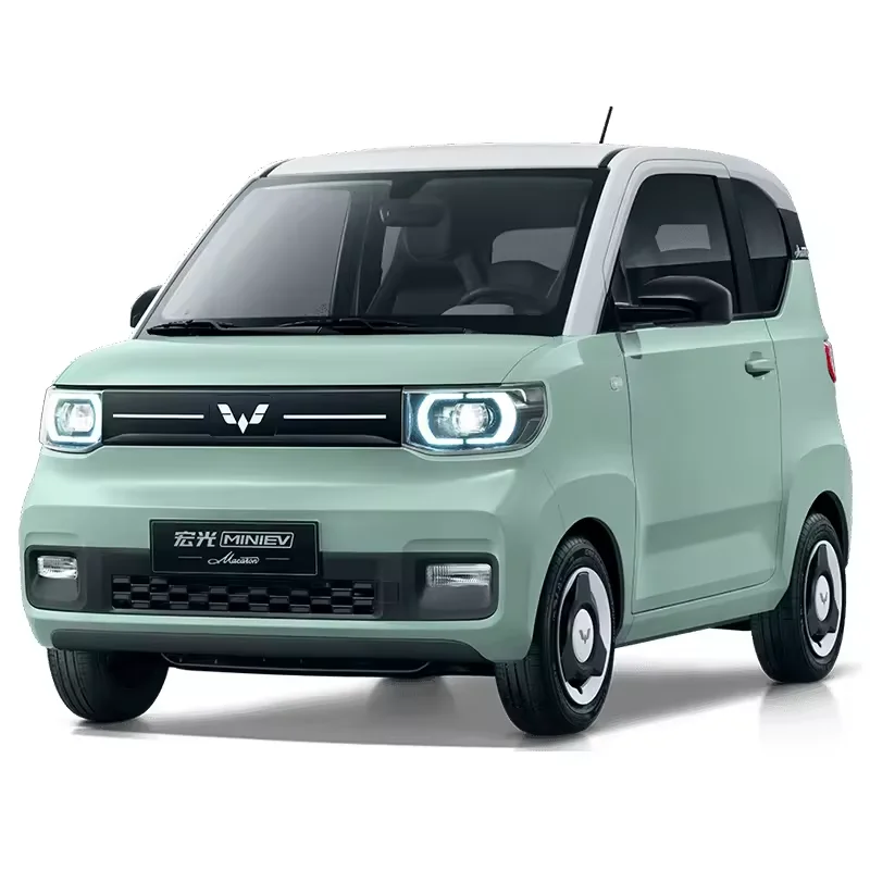 2024 Wuling Hongguang Mini EV Macaron 4-Seater Micro Model Online Sale New Energy Electric Car with 215km 170km Driving Range