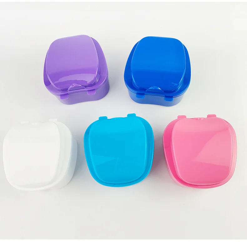 Denture Soaking Cup False Teeth Storage Container Denture Cleaning Box with Filter Portable and Easy to Travel