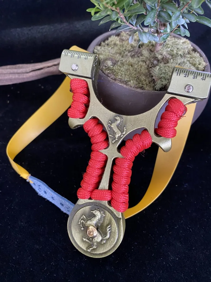 Hot Selling Laser Red Line Rapid Suppression Slingshot Magnetic Slingshot Suitable For Outdoor Hunting Shooting