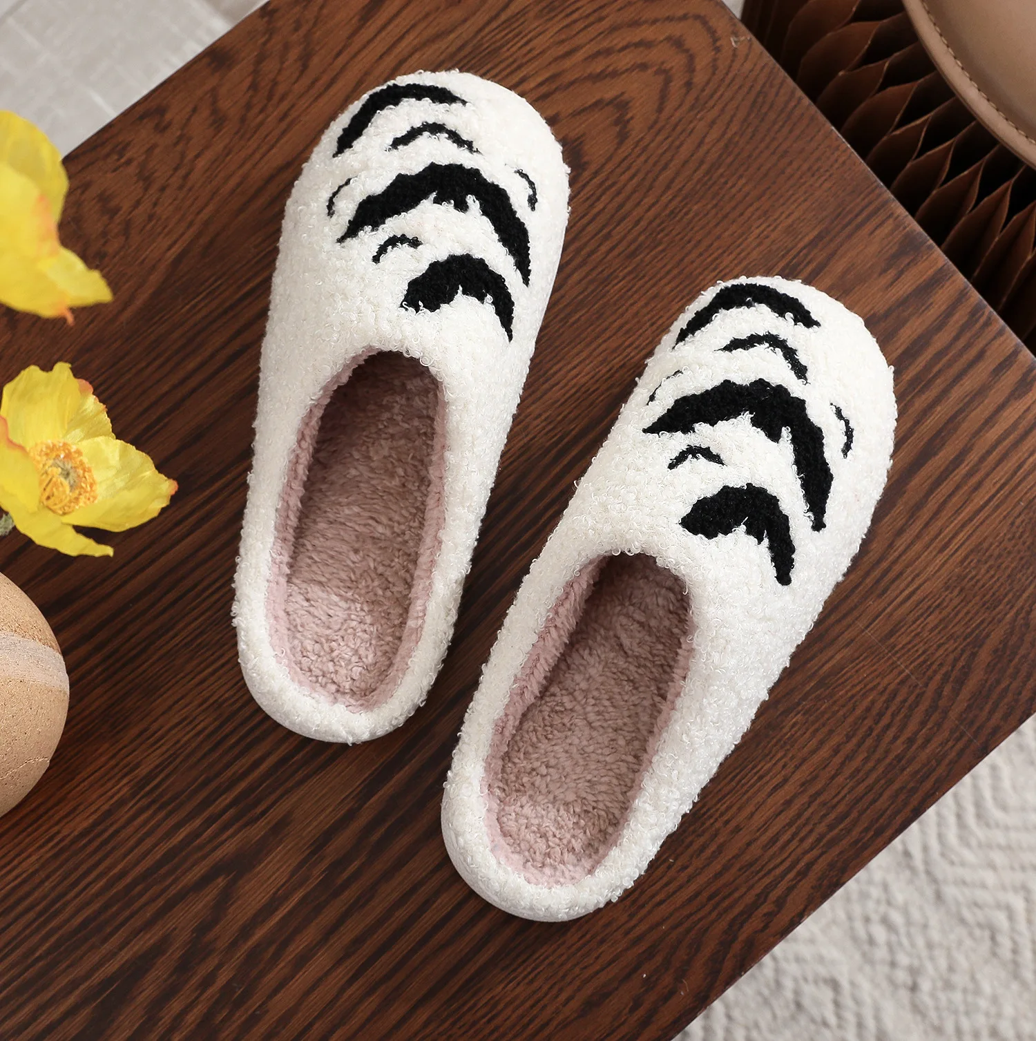 High quality winter fur women slippers fur fluffy indoor house slippers for men