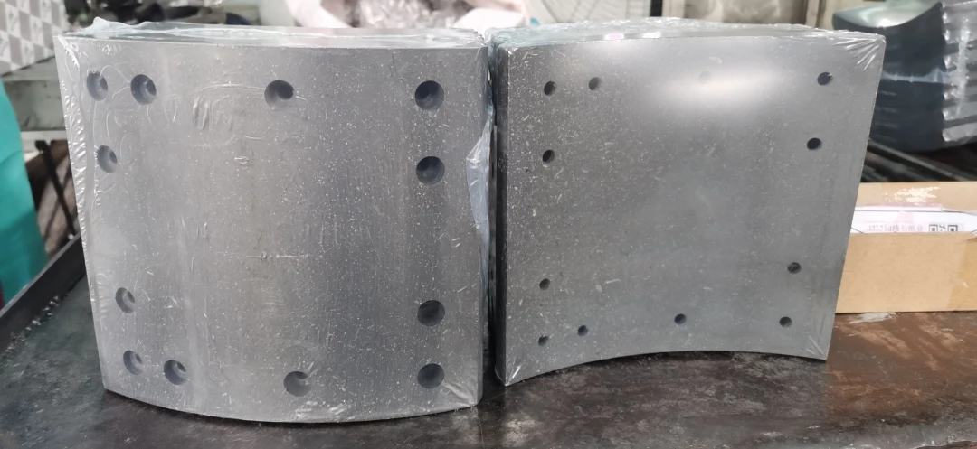 Hot Sell 19036 19037 Truck Brake Lining Roll Brake Shoe Lining Roll 4515 Brake Lining For Mack Truck