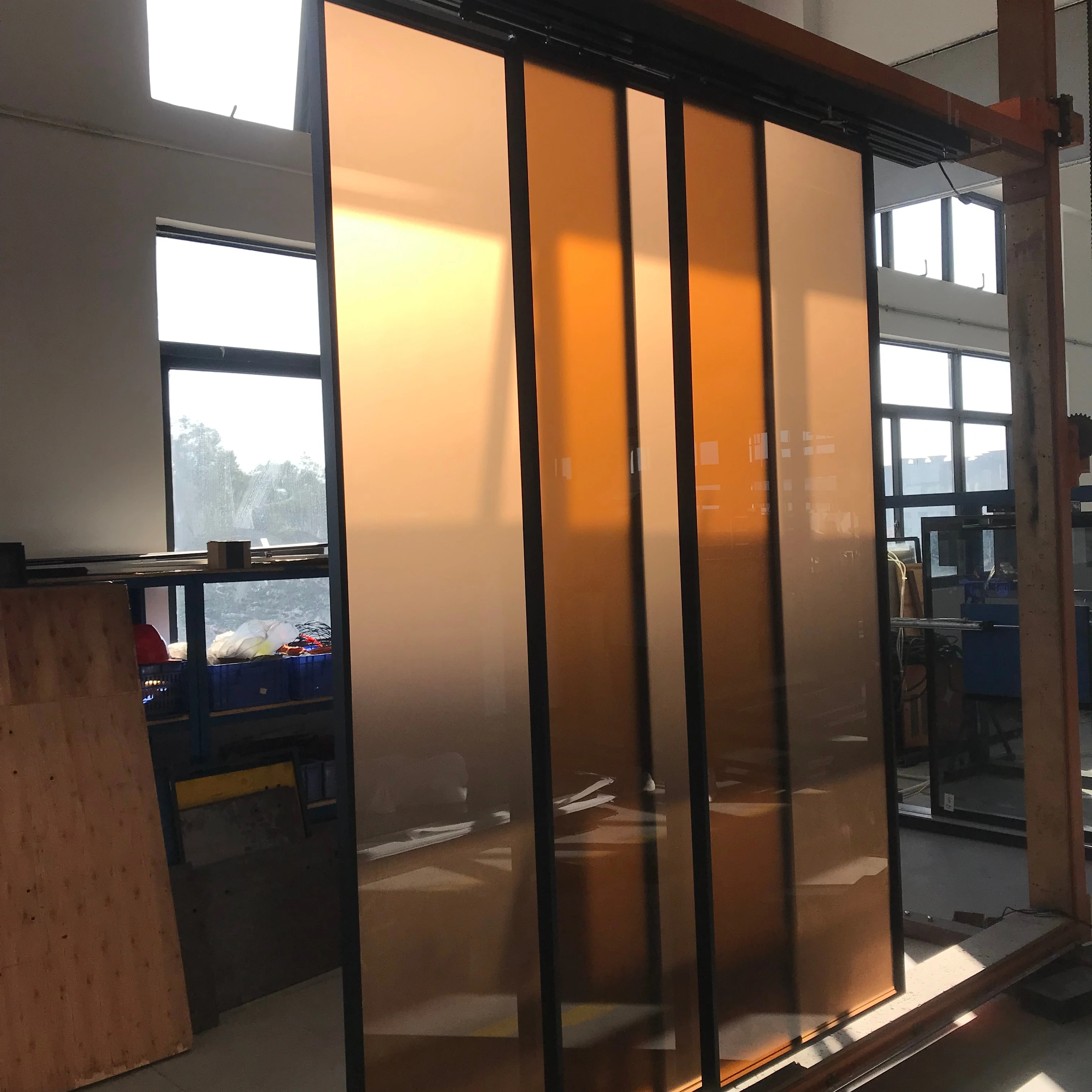 Customized Modern Frame Automatic Tawny Glass Sensor Electric Aluminum Glass Sliding Doors for Hotel Office Glass Wall