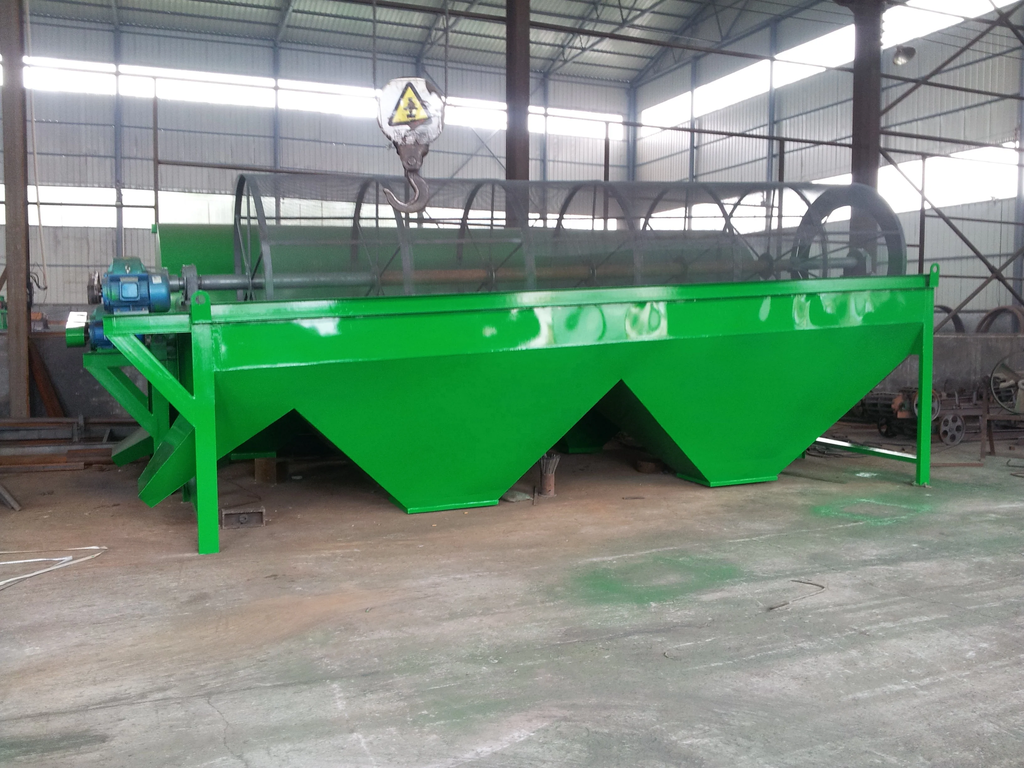 2024 Hot Vibrating Screen Price vibrating screen beneficiation equipment for Mineral Separator Gold Processing