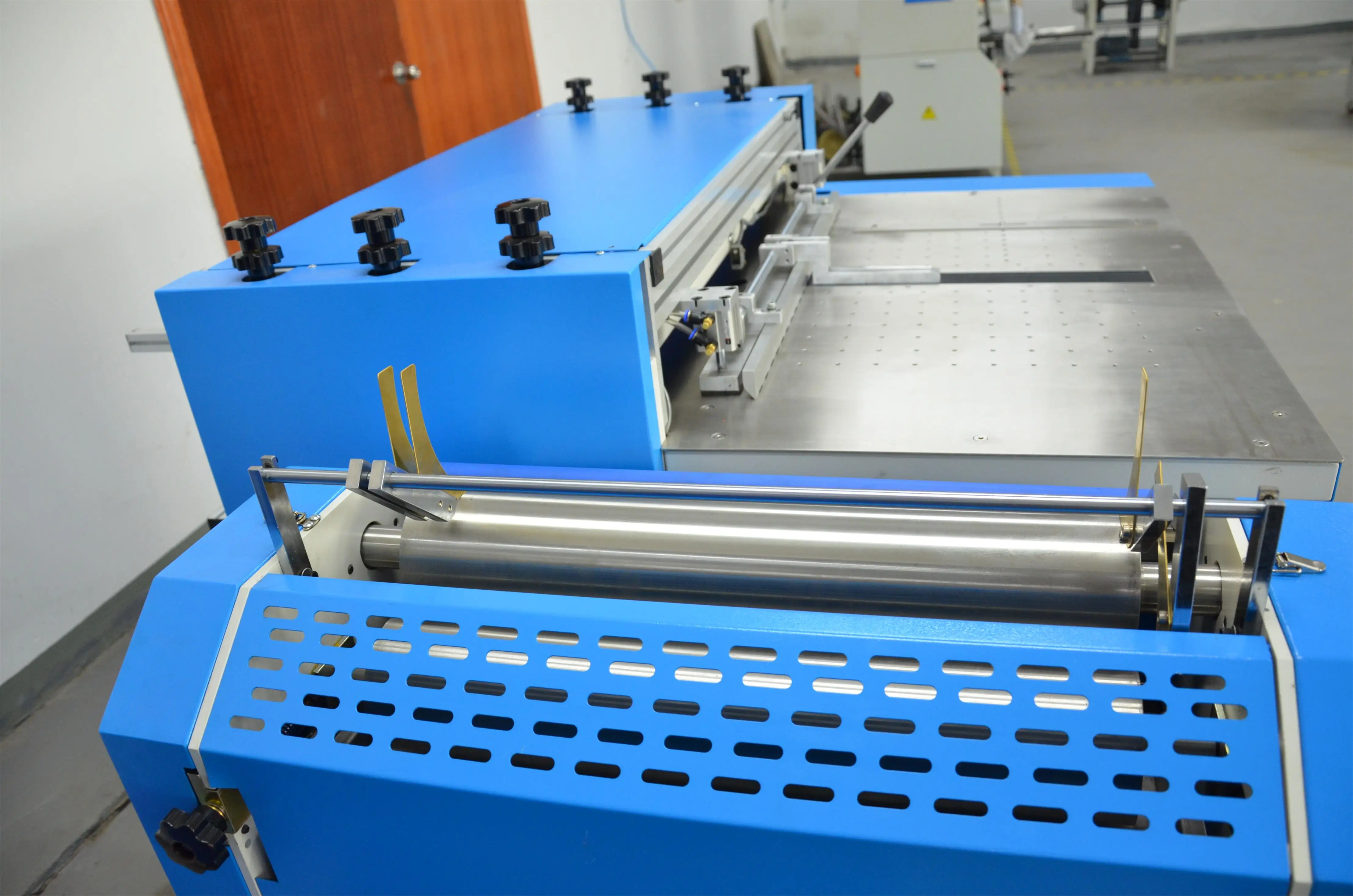 Photo Album Making Machine/Hard Cover Book Making Machine/MF-SCM500/Photo Book And Calendar Case Maker