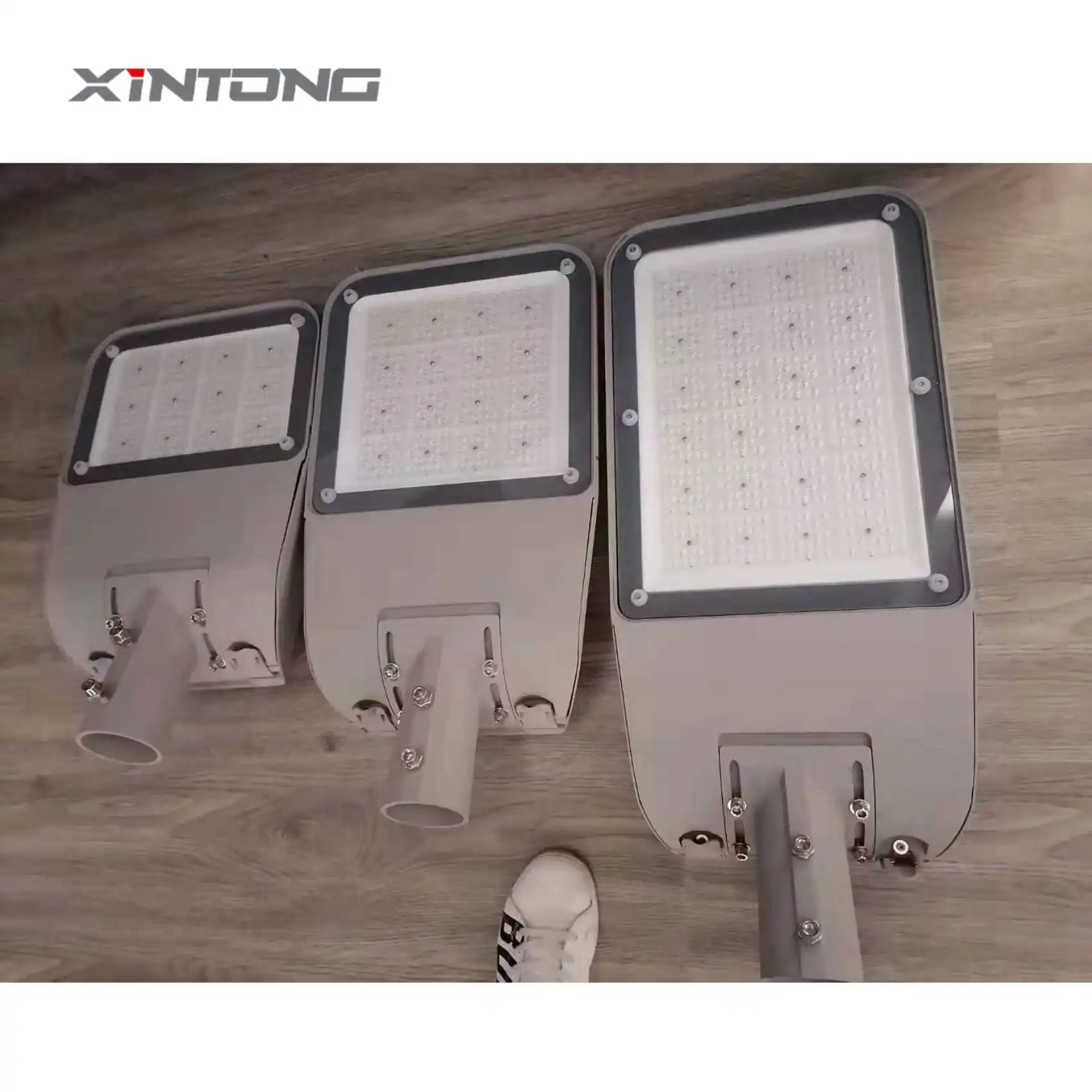 Солнечная ip-камера XINTONG со светодиодным уличным фонарем светодиодный уличный фонарь прайс-лист 90 Вт