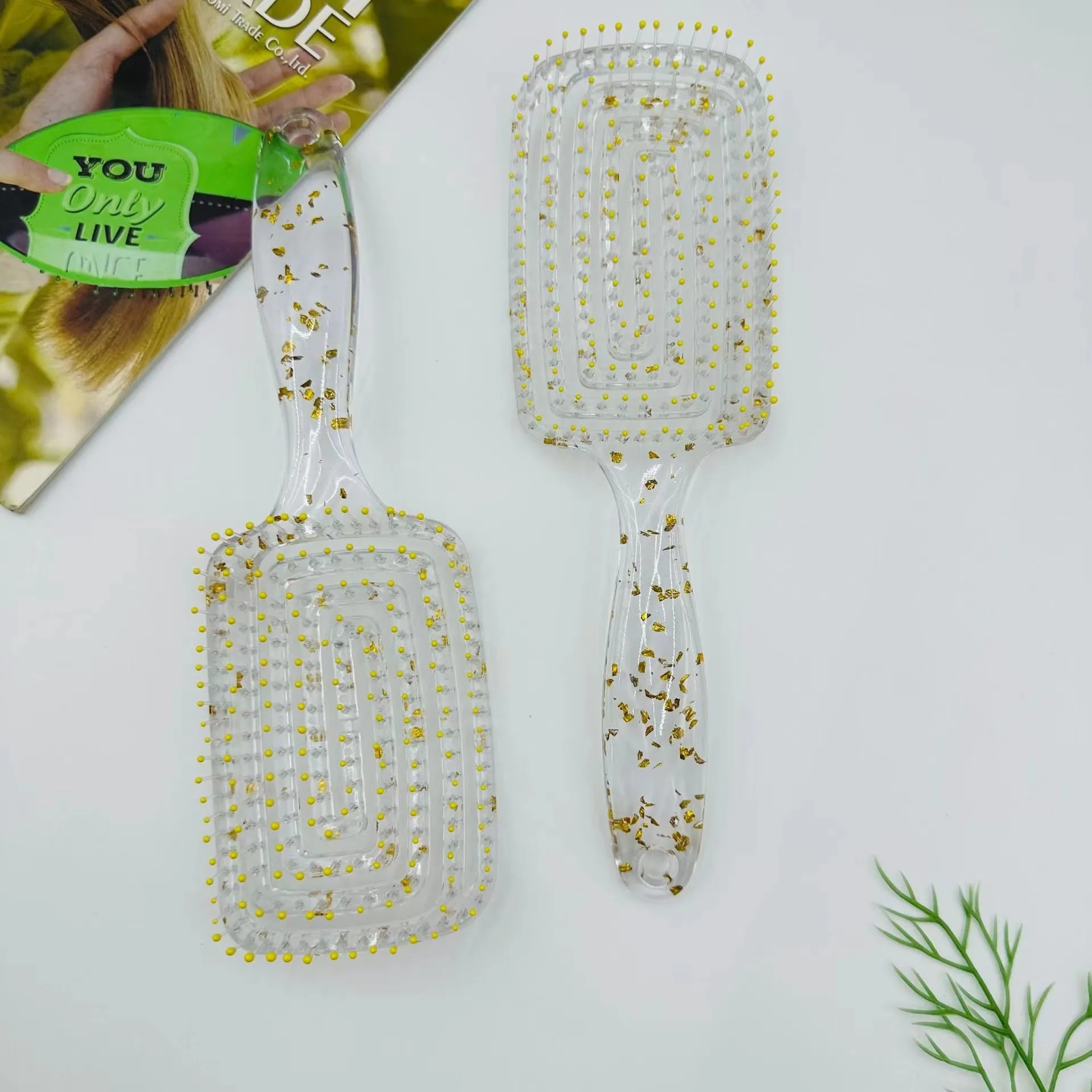 Personalized Minimalist Hairdressing Comb Transparent Hot Comb Glittering Powder Hollow Rib Elastic Nylon Metal Bristle Custom