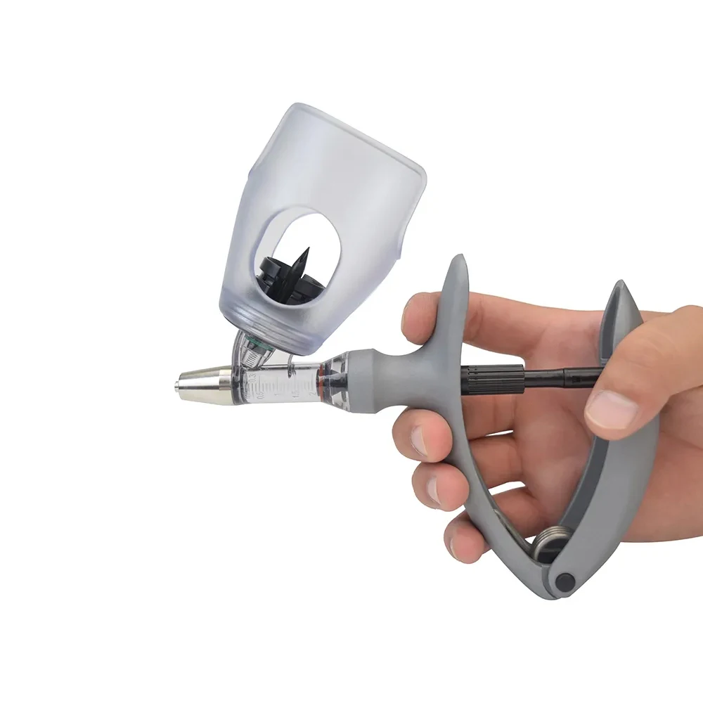 Hot Selling Veterinary Adjustable Continuous Syringe Excellent Material Vaccine Automatic Injection Gun For Cattle Sheep Pig Dog