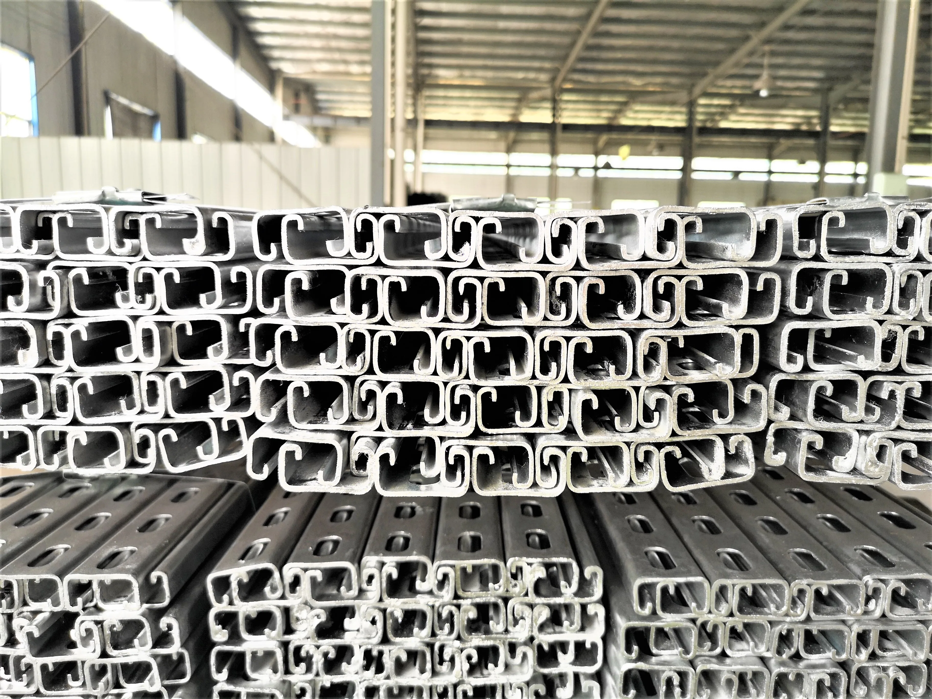  Электрический оцинкованный канал стойки 41x21 Unistrut сейсмический