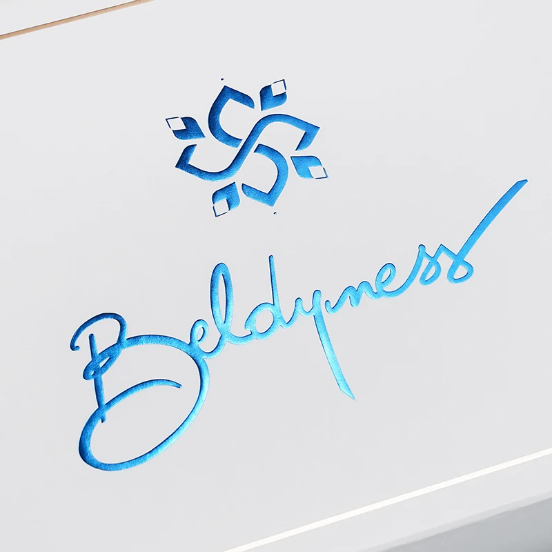 Customized Logo Luxury Folding Box Recycled Cardboard Paper Jewelry  Packing Collapsible Magnet Closed Gift Box Matt Lamination