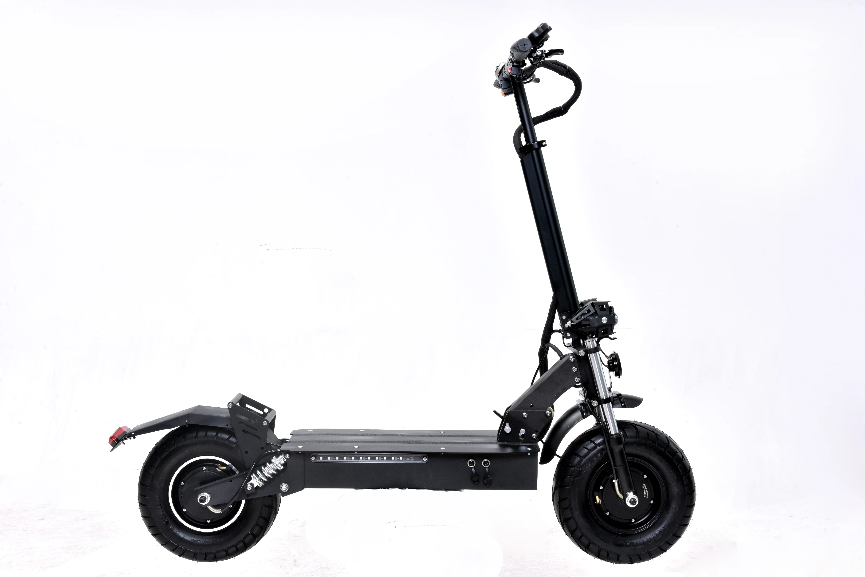 13Inch Big Wheel Fast Speed 50 Mp Scooter Electric Bike E Scooter 100Km Long Range 5600W Dual Motor Adult 60V Electric Scooter