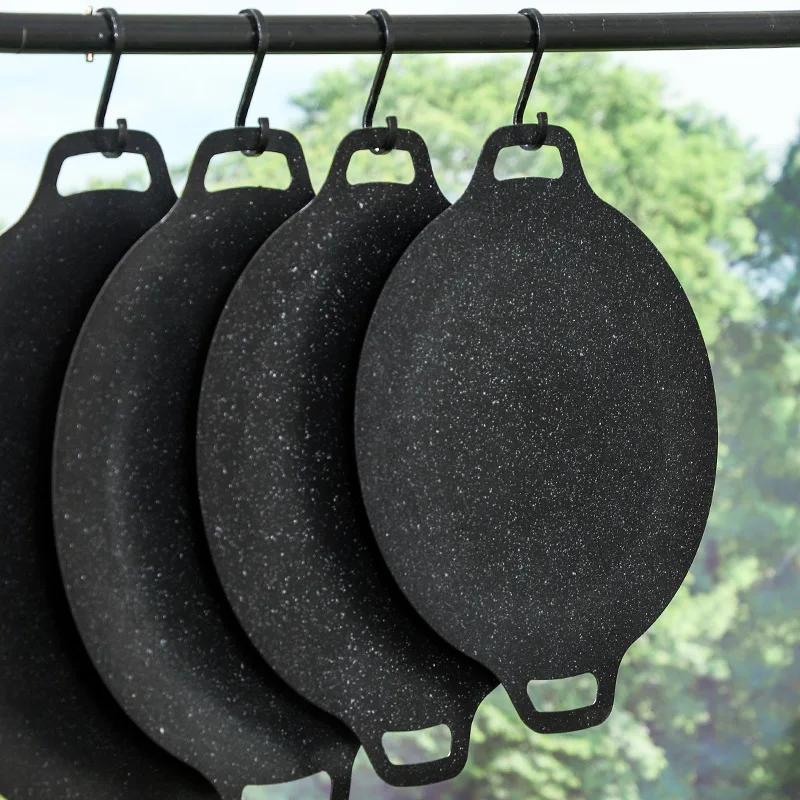 Korean Good Quality Hot Selling Cast Iron Pizza Pan Wholesale Cooking Restaurant Nonstick Metal Bbq Plate Black Frying Pans