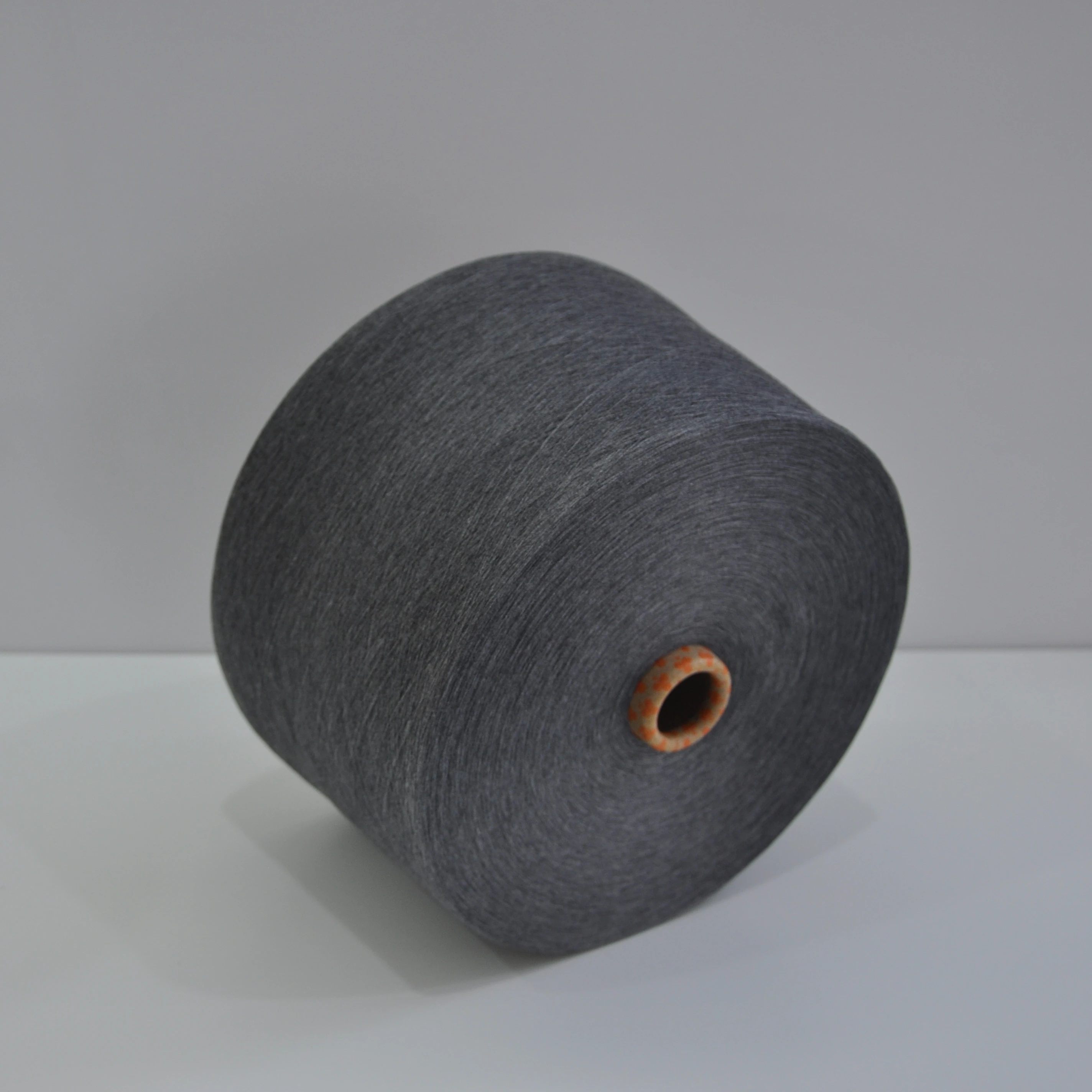 Comfort and Durability Recycled Yarn by Polyester with Shaped Cross Section Murata Vortex Spinning 9.5S-40S