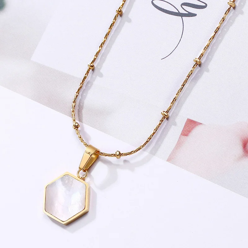 Manufacturer  women minimalist jewellery Square malachite shell pendant necklace