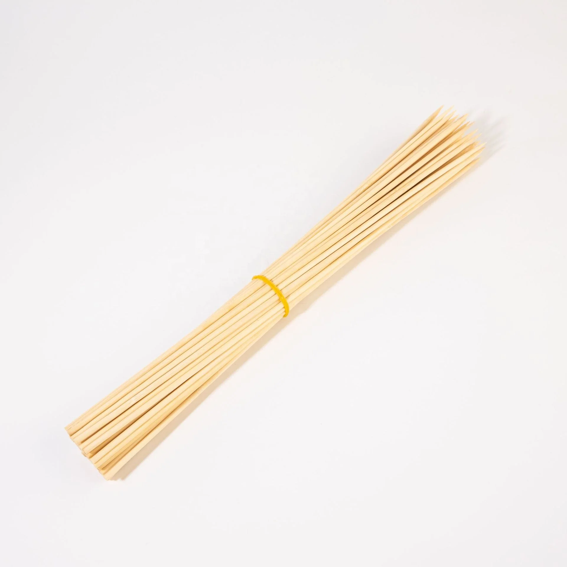 China Wholesale Disposable Round Barbecue Natural Wooden Skewer Stick for Amazon