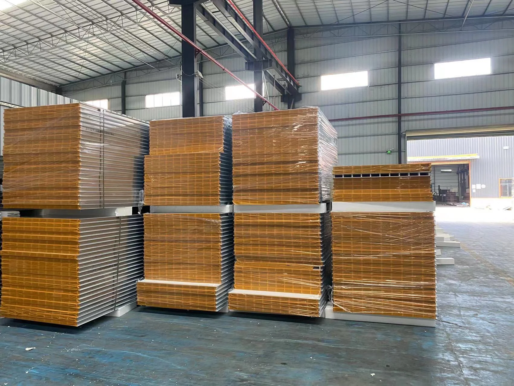 Hot sale Provide samples decorative material insulation panel other fireproofing materials glass magnesium plate
