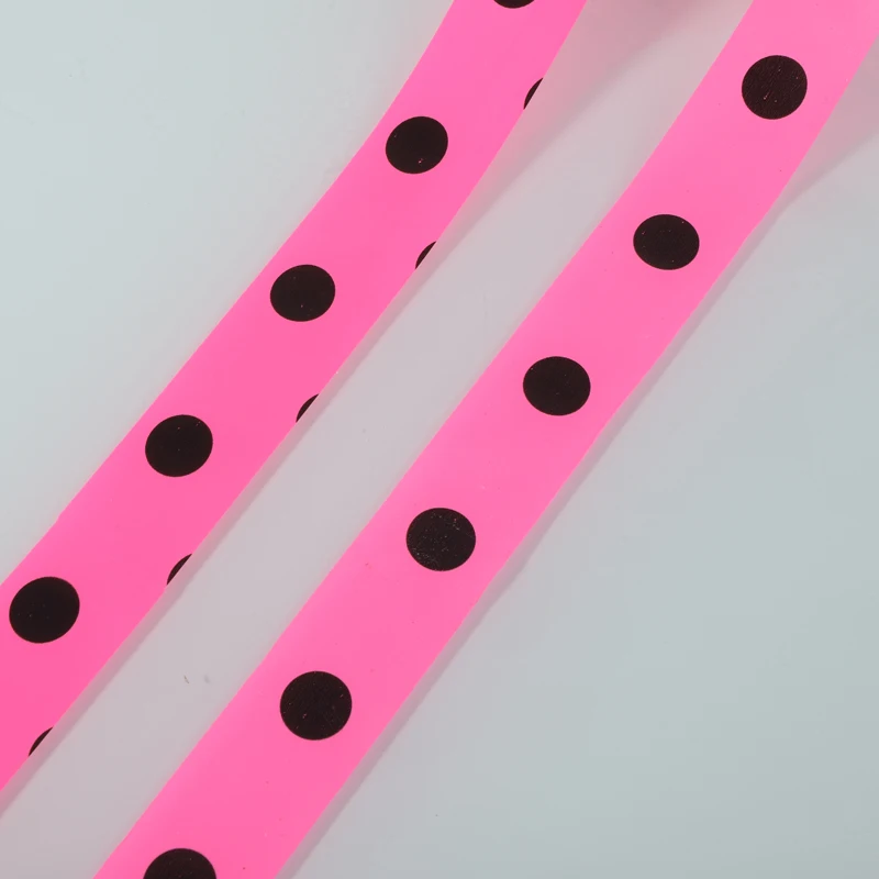 Pink Non Adhesive Marking Tape Standard Flagging Tape For Marker Decoration Trees Survey