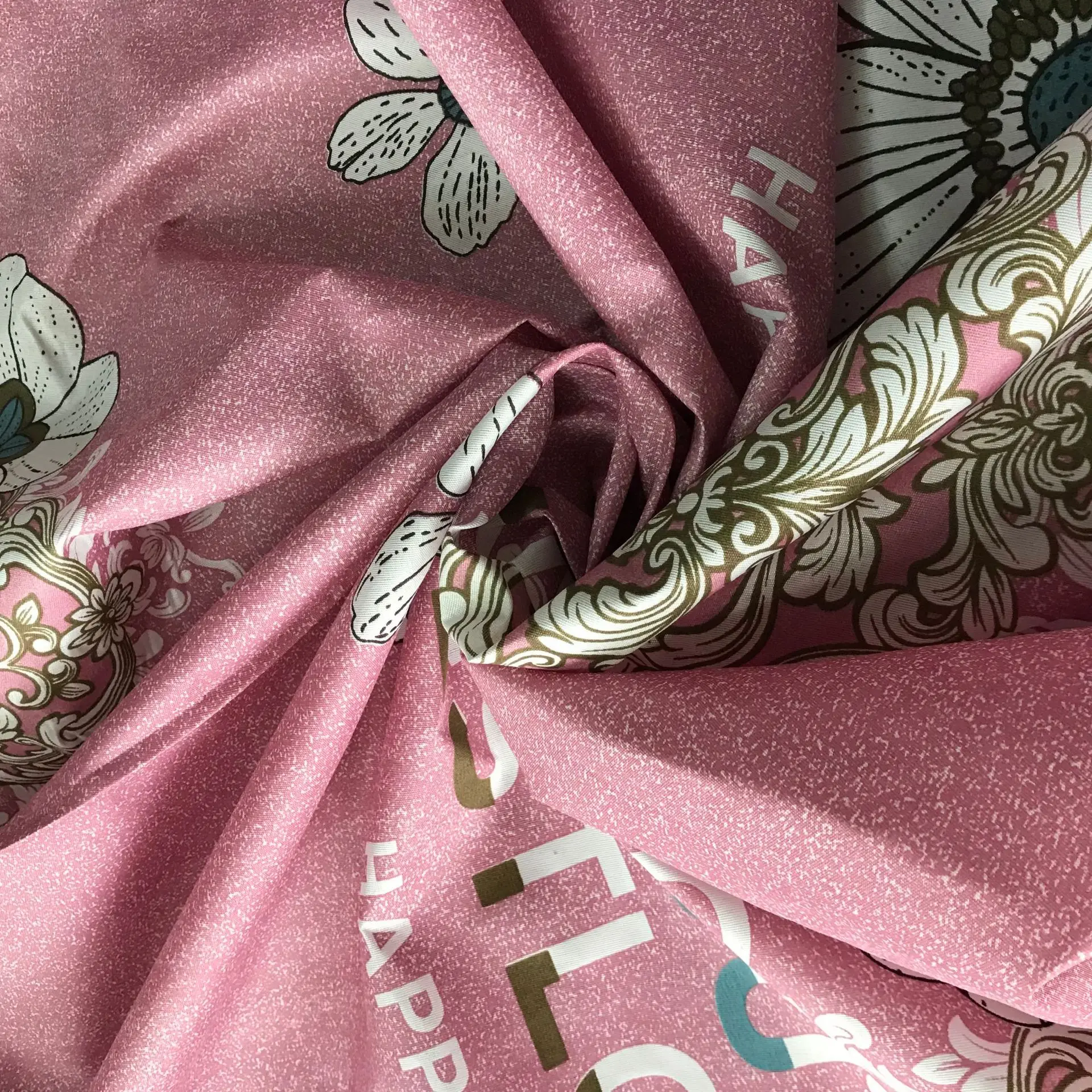 Chinese Supplier Polyester Bedsheet 3d Disperse Printed Fabric Peach Skin Bed Sheet Fabric For Bedding