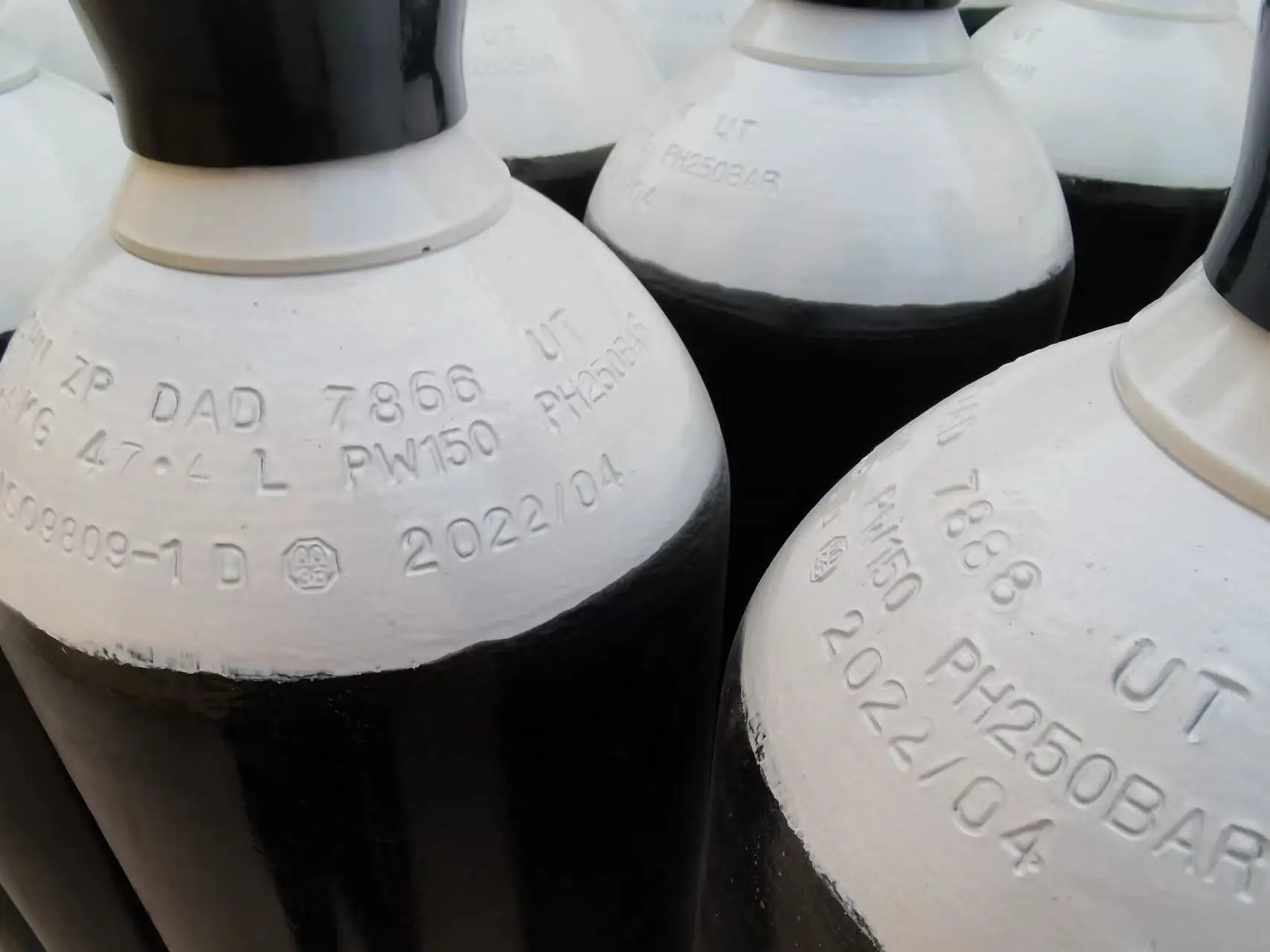 OEM/ODM ISO9809 ISO9809-1buy Industrial  10L-50L helium gas cylinder ballon tank 200bar helium gas balloon tank price