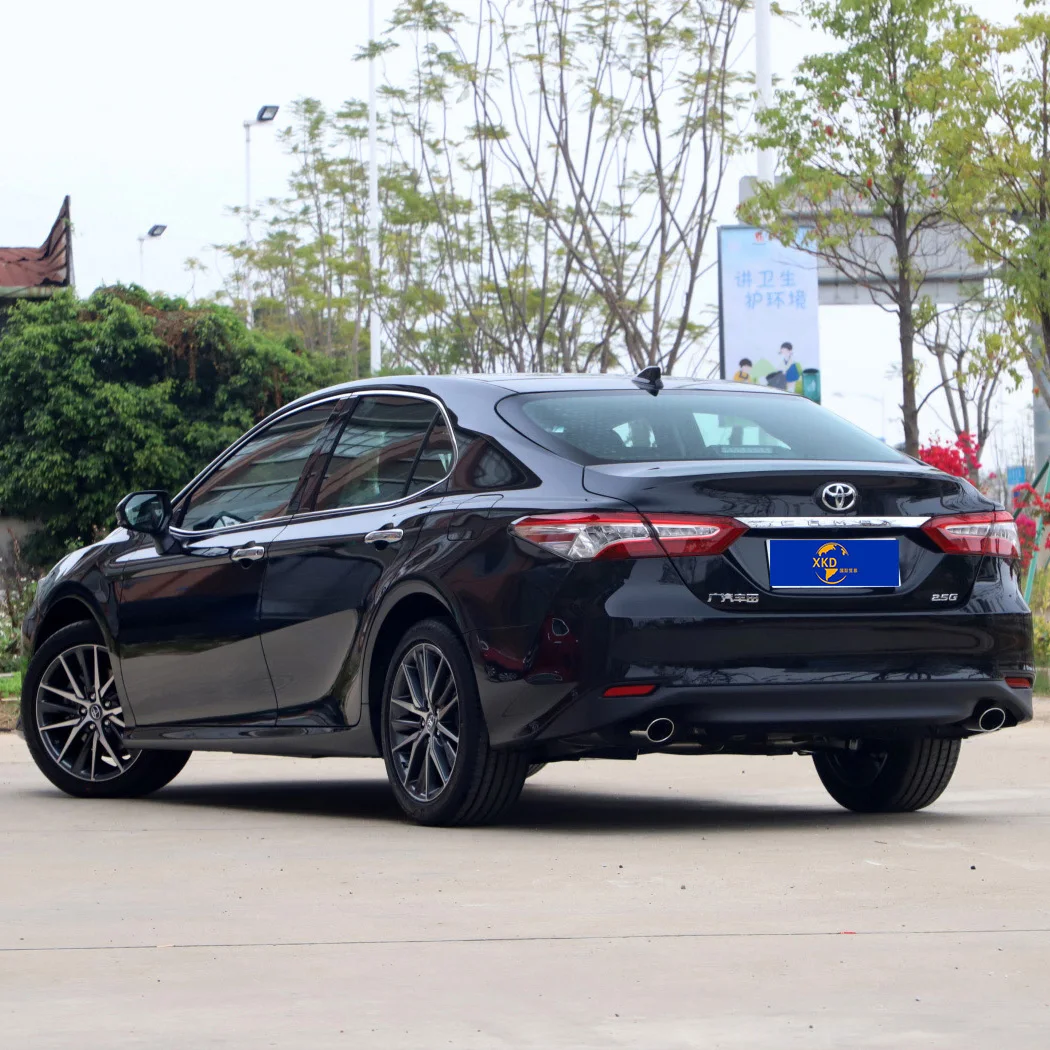 Toyota Camry  2.5L Gasoline Engine Electric booster with sunroof high speed 210KM Gasoline car toyota Camry