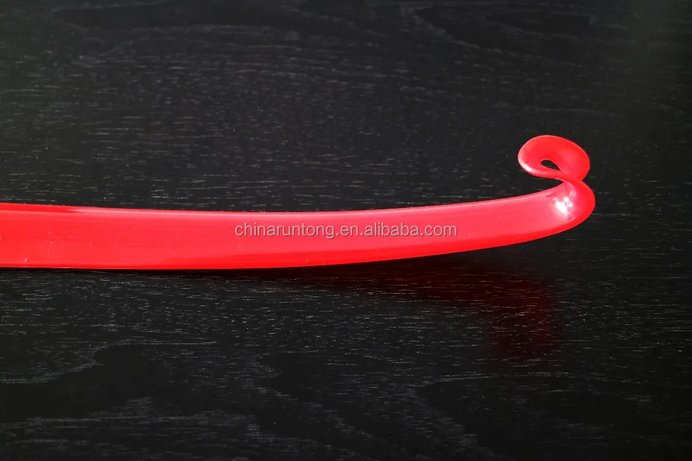 Durable feet care big shoe spoon/shoe horn long handle manufacturer