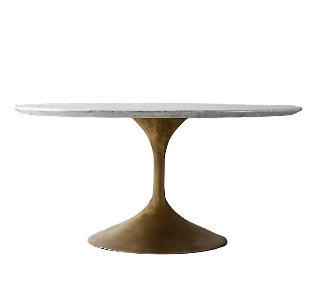 Набор обеденного стола с мраморным верхом и металлической основой для ресторана