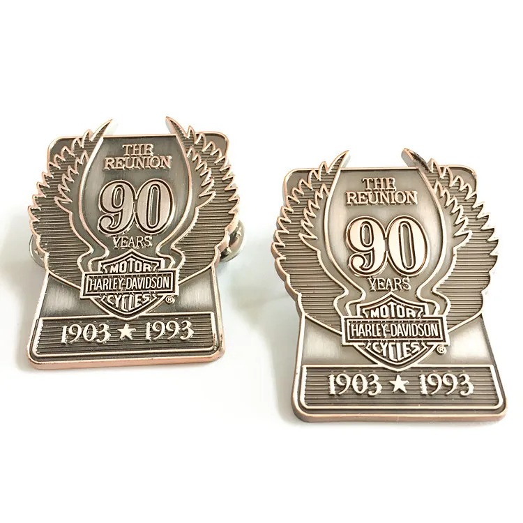 Polished Zinc Alloy Car Badge UV Printed Metal Label with Brand Logo for Business Gifts Model Number