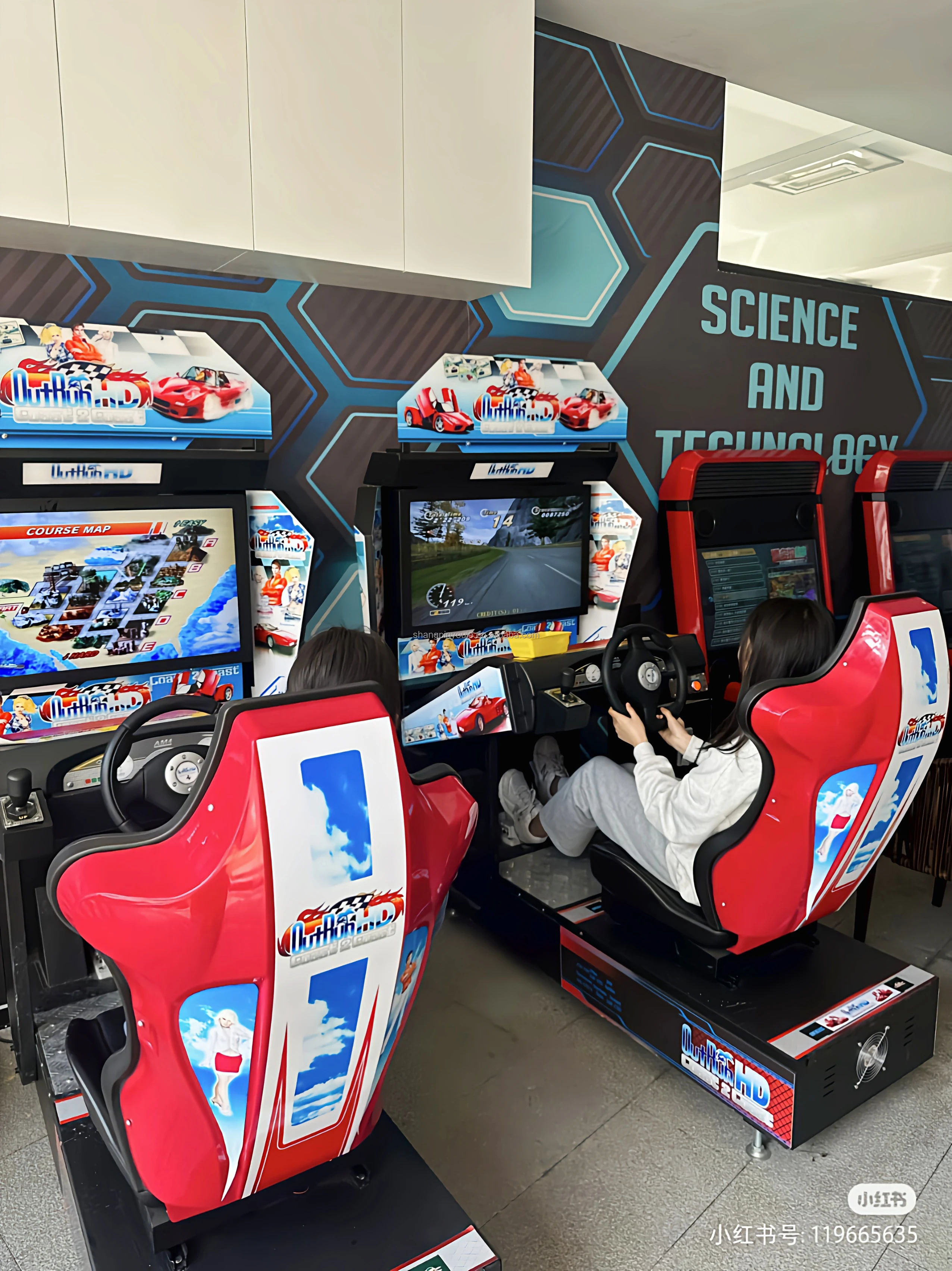 Гоночный игровой автомат для взрослых