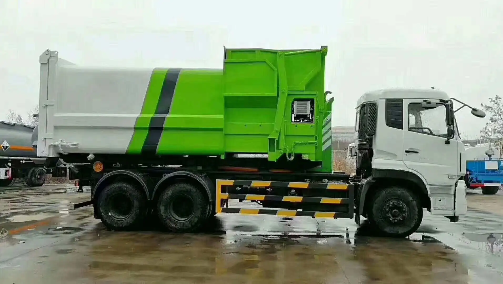 6x4 Dongfeng 20 cubic meter hook lift compressed garbage truck