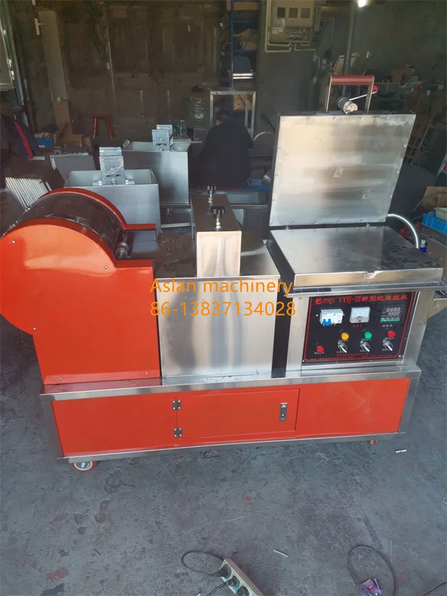 dry squid meat baked roasting machine/squid roller flattening shredder/roasted squid shredding machine