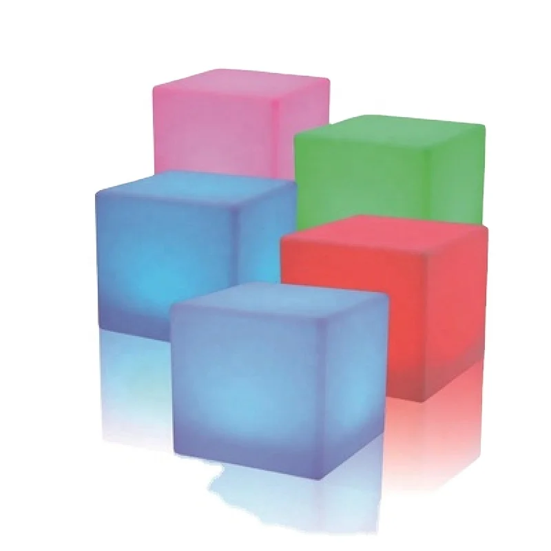 Лидер продаж, водонепроницаемый пластиковый акриловый RGB уличный светодиодный стул с дистанционным управлением и подсветкой, сидящий светодиодный куб 10 см