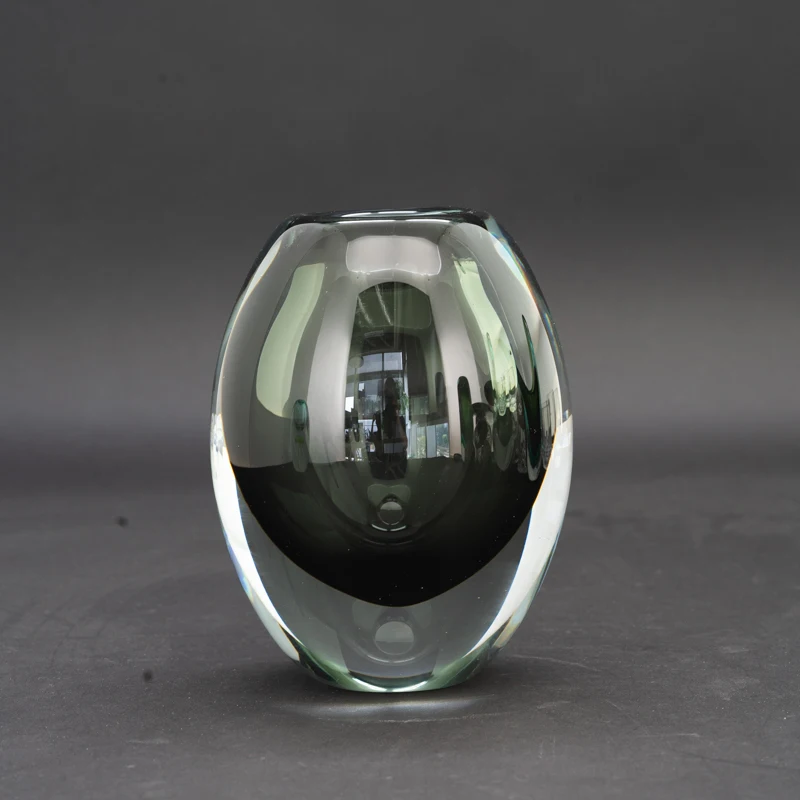 Wholesale Decorated Glassware Colored Glass Vase
