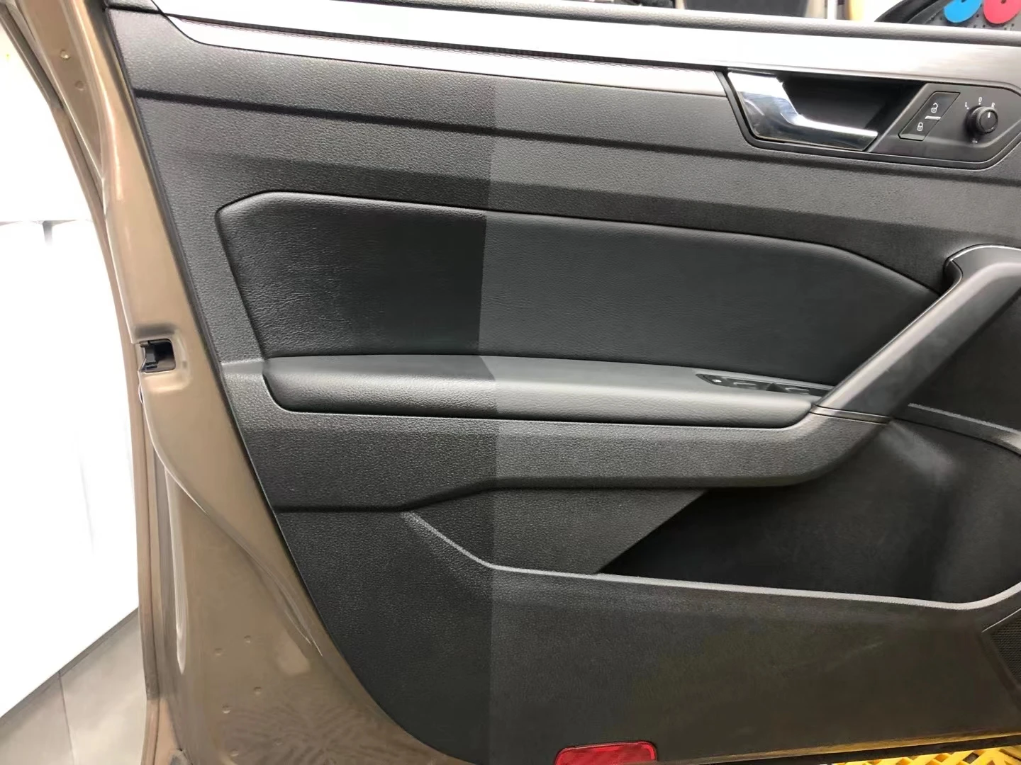 Небольшой минимальный заказ UCEZCAR + 5 гал. Уход за автомобилем Сингапур автомобильный детейлинг велосипед сияющий спрей для автомобилей приборная панель кожа