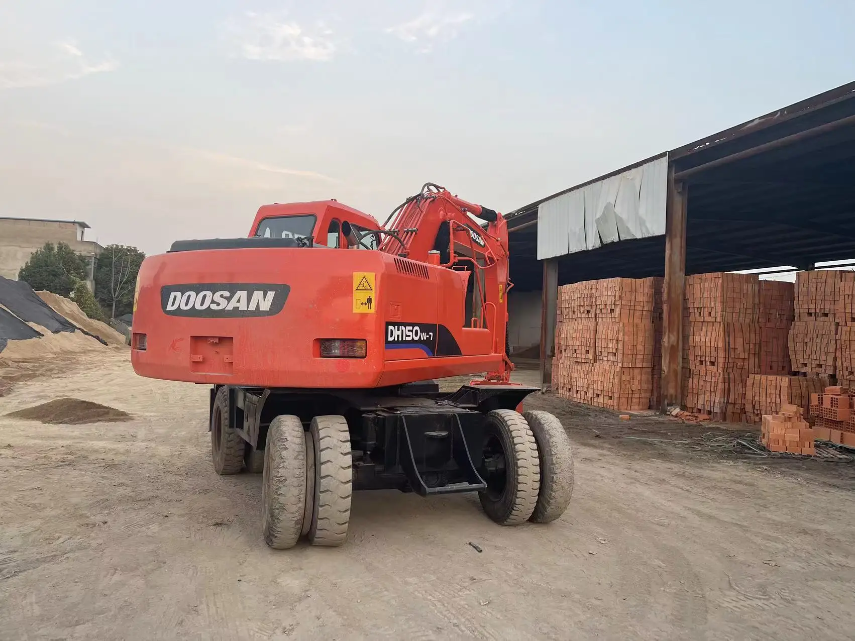 Высокое качество и низкая цена DOOSAN DH150-7 колесный экскаватор 100% оригинальный импортный с хорошей производительностью