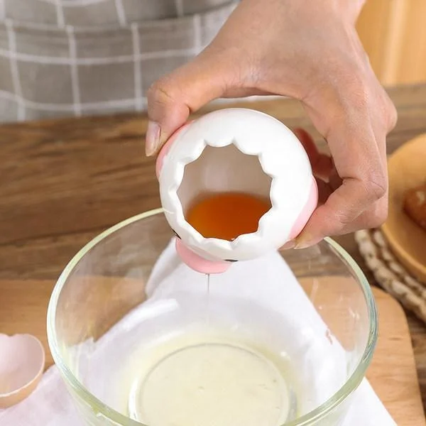 2024 Kitchen cartoon egg yolk white separator creative chicken ceramics ceramic egg separator dining cooking baking tool