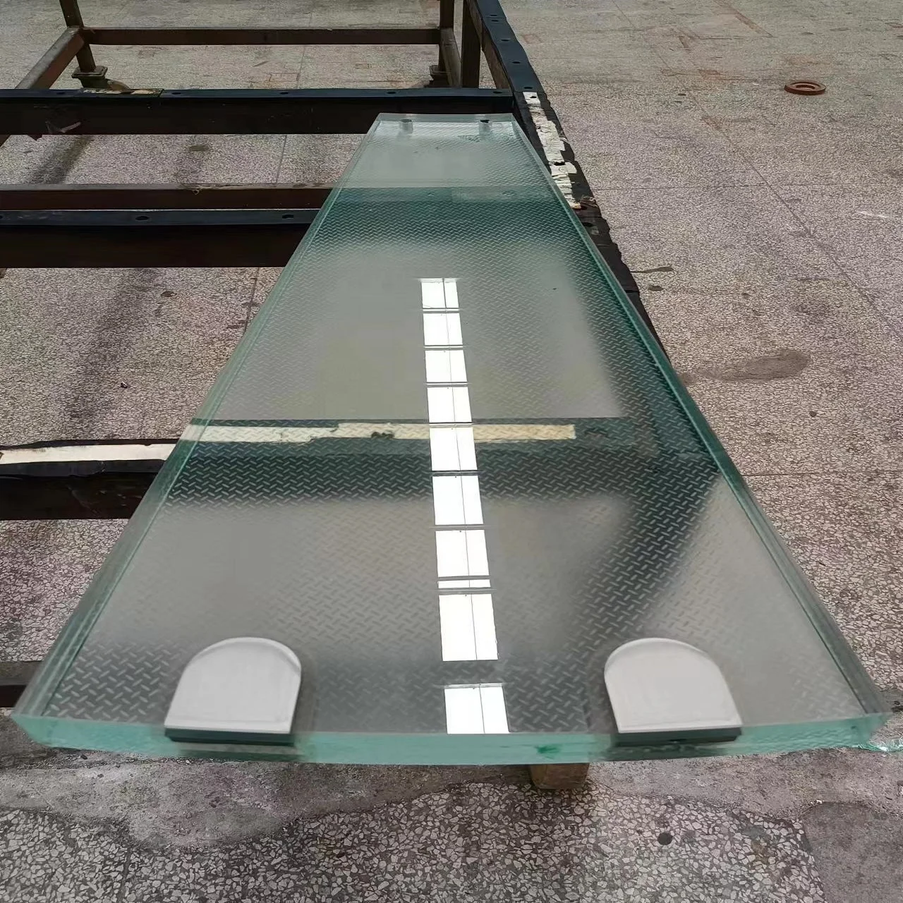 Partner Glass Customized Size Tempered Laminated Pattern Structure Free Sample  Anti Slip Walkway Flooring Glass