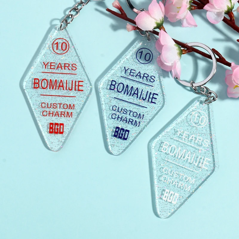 BOMAIJIE, персонализированные пластиковые, сделанные на заказ, прозрачные акриловые рекламные подарки, качественные подвески, акриловые брелки на заказ с двойной стороны