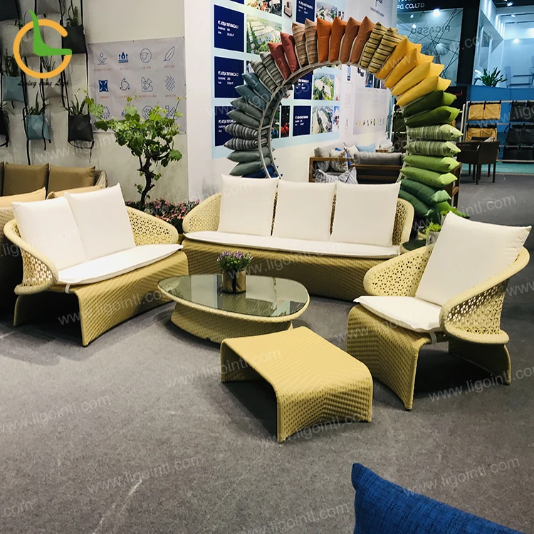 Wholesale french style wicker 2 seaters high quality hotel modern outdoor rattan sofa set furniture for garden and villa