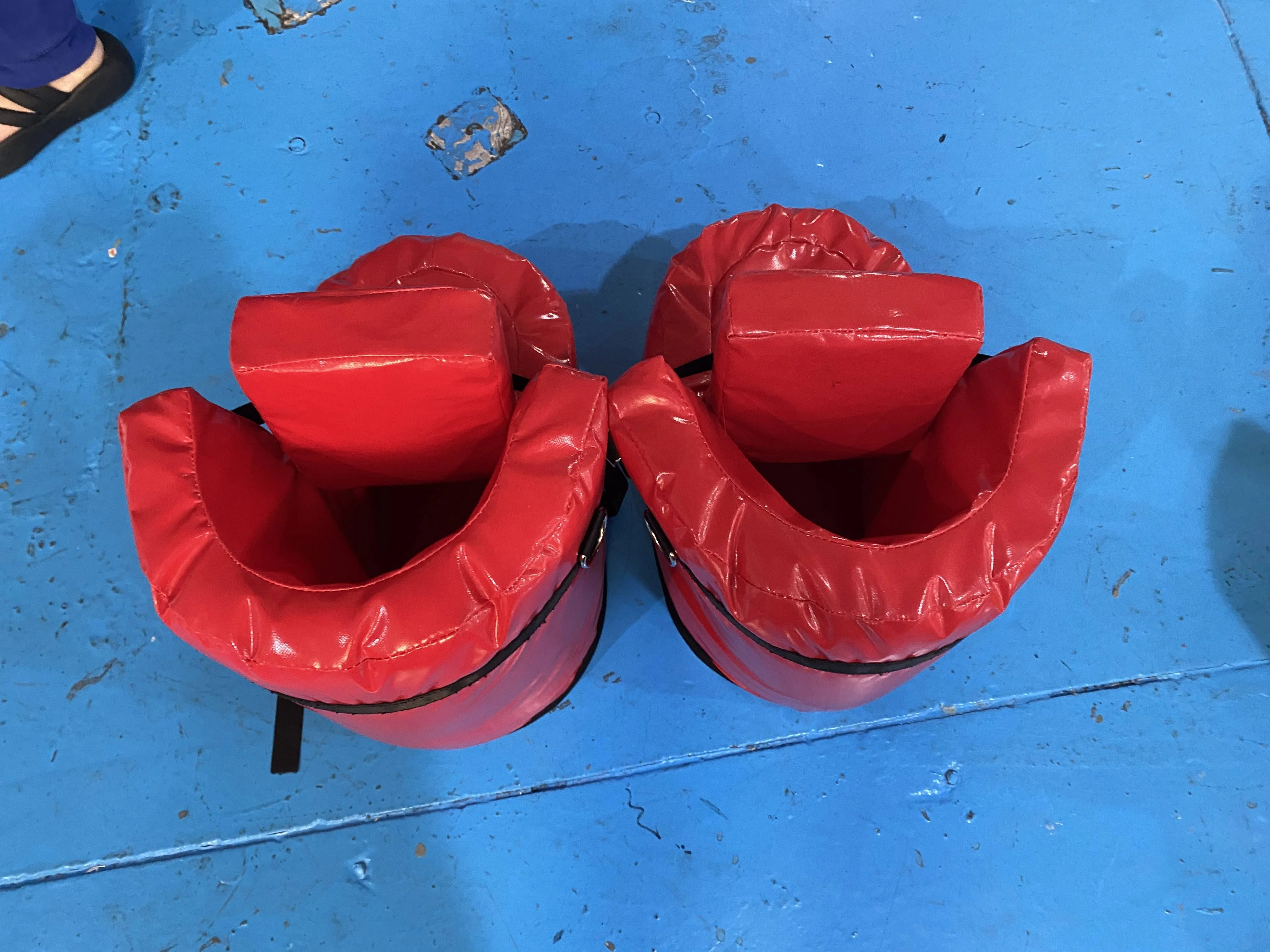 most durable newly inflatable walk on shoes for sport games with good quality