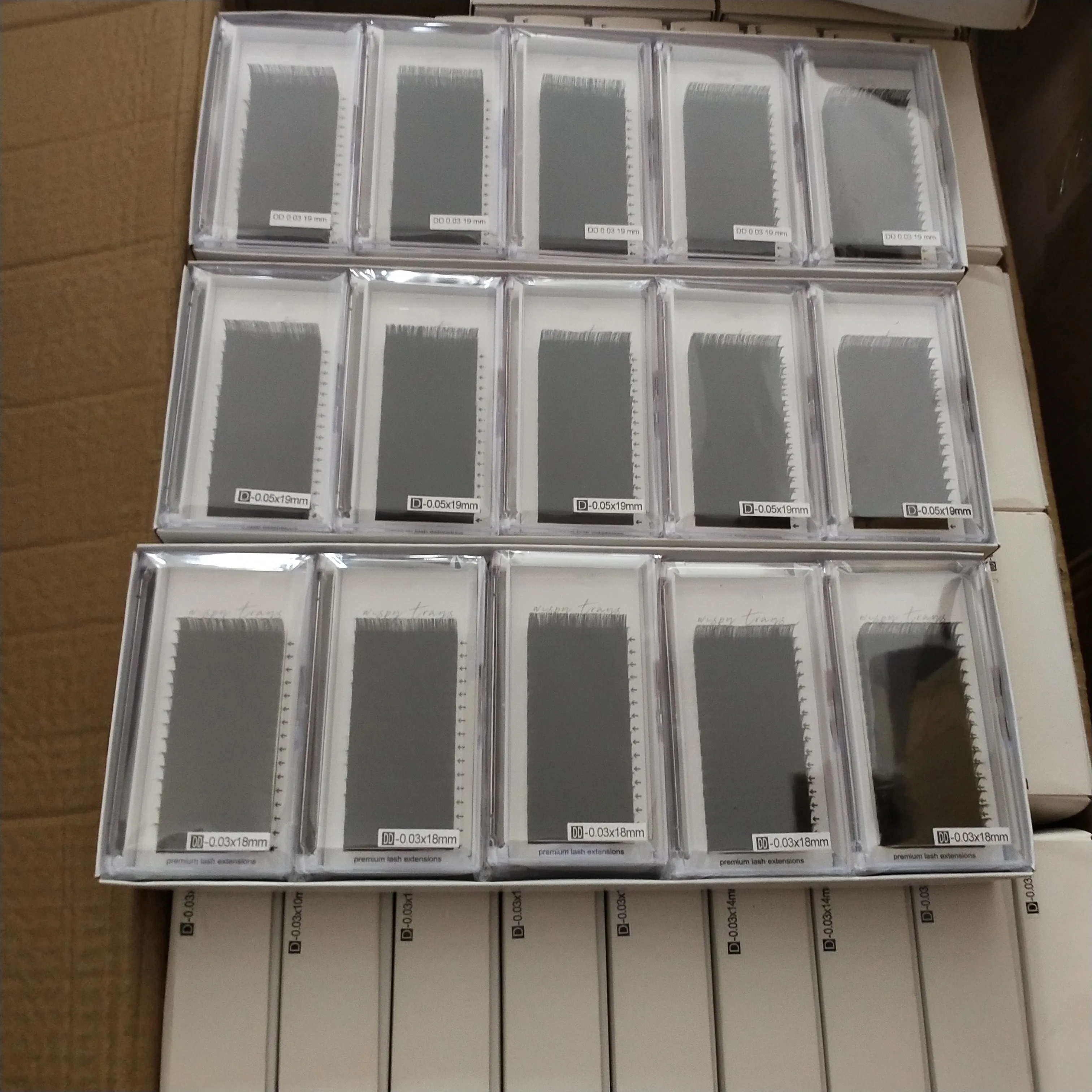 Wholesale volume mink lash strip soft dark easy fan ultra matte supplies cashmere trays eyelash extension